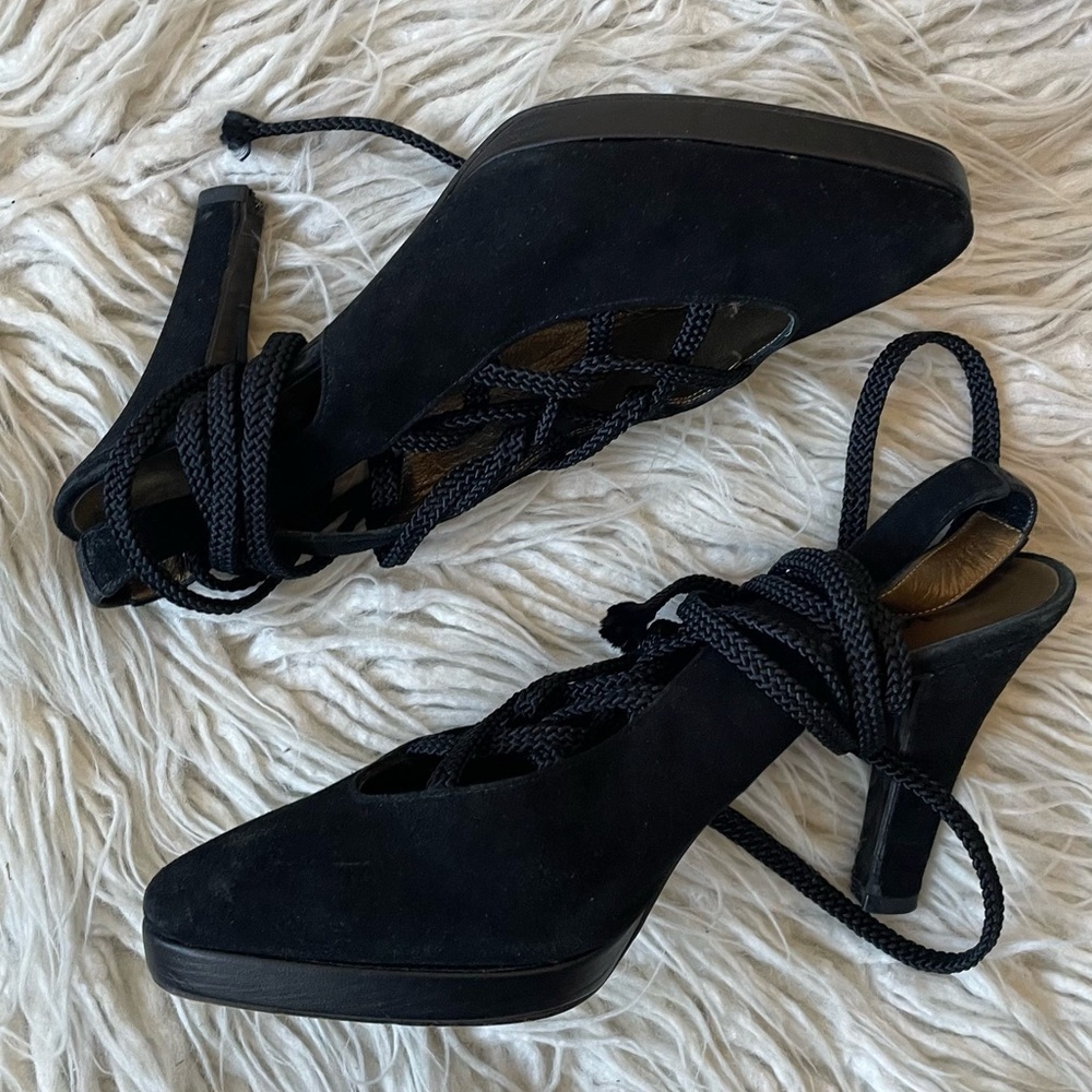 Yves Saint Laurent Dallas Vintage Black Suede Lace Up Ankle Wrap Pumps Size 6.5 - Picture 6 of 12